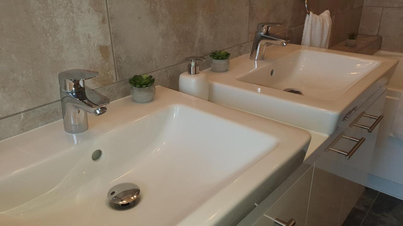 Kekvitorla Apartman Кестхей Экстерьер фото