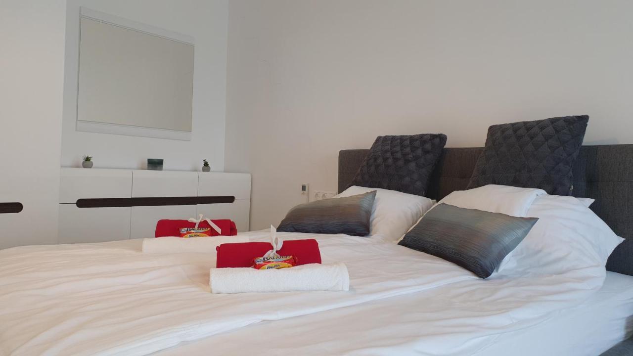 Kekvitorla Apartman Кестхей Экстерьер фото