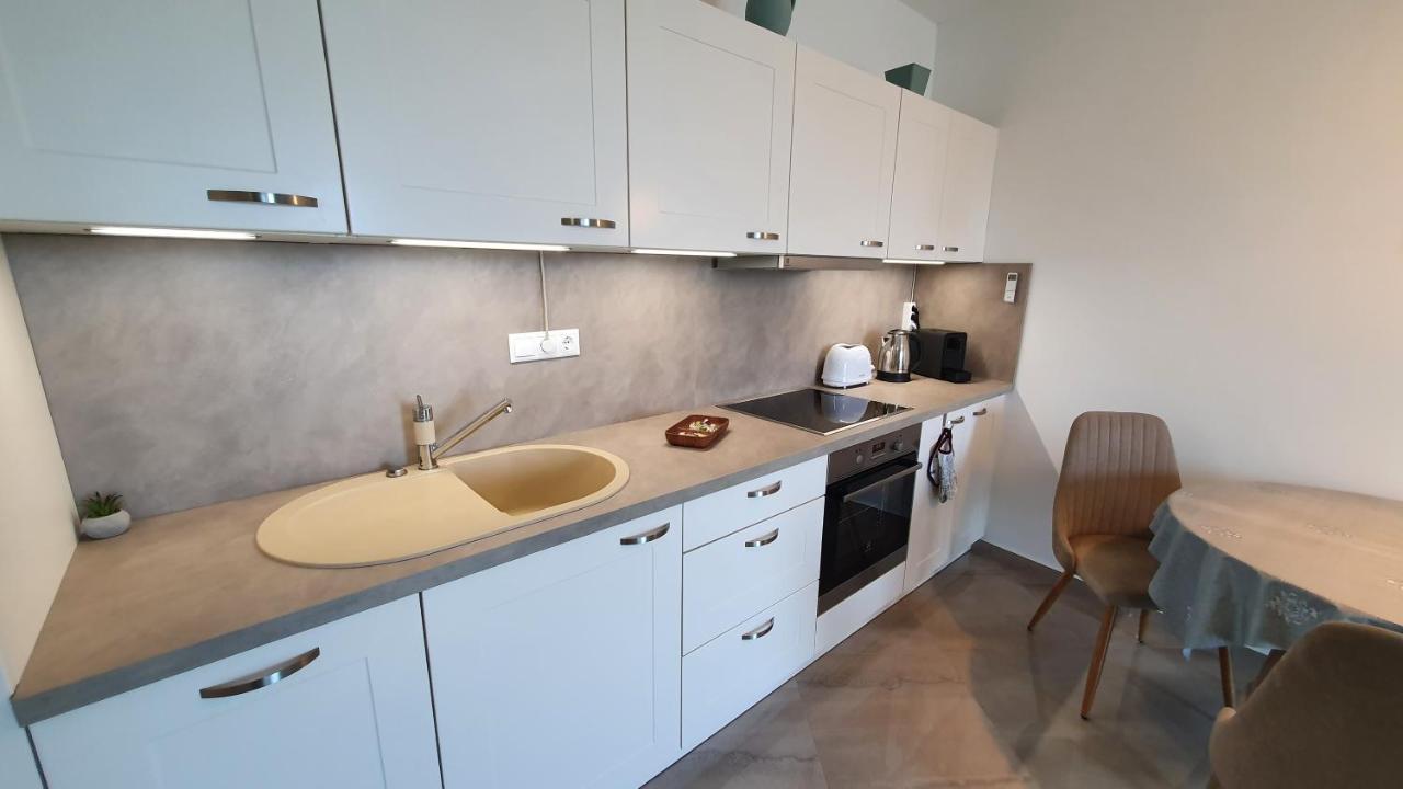 Kekvitorla Apartman Кестхей Экстерьер фото